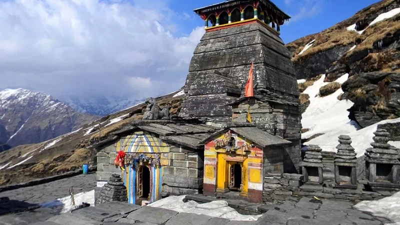 Tungnath Temple visit - world's highest Shiva temple during yoga trek