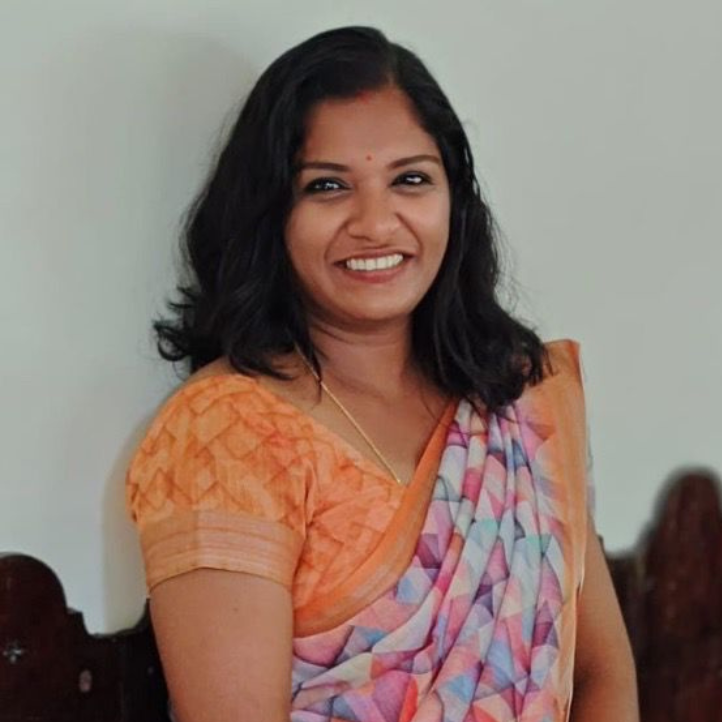 Dr Priya Anish BAMS, PGD Yoga Teacher in Kerala