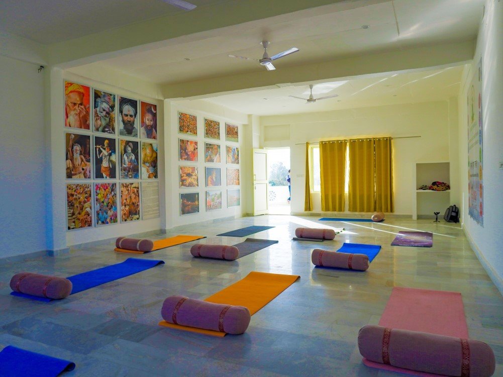  yogshala-at-atharv-yogaschool-rishikesh
