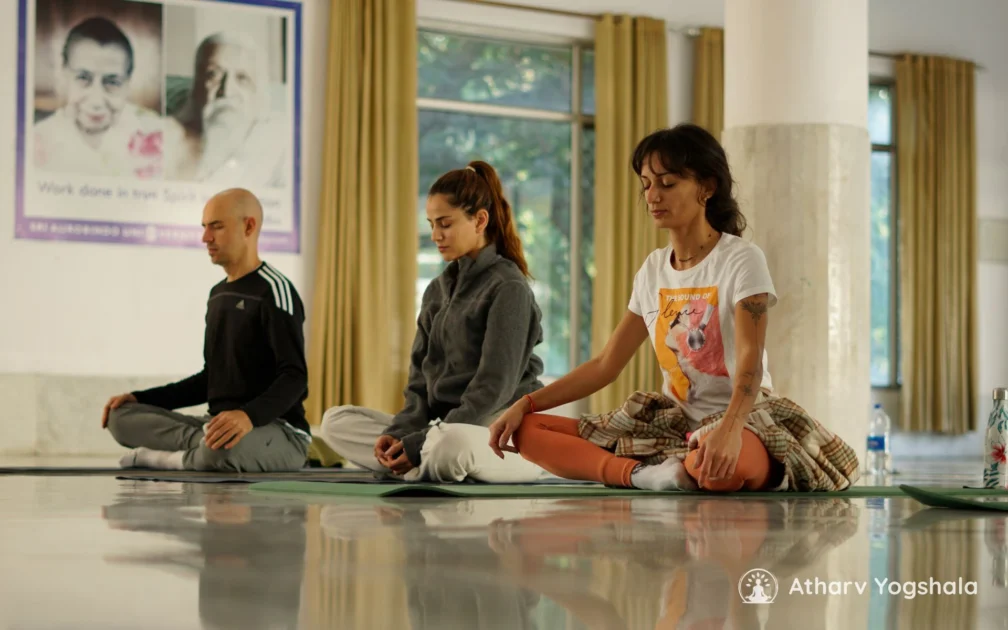 yoga retreat in himalayas rishikesh