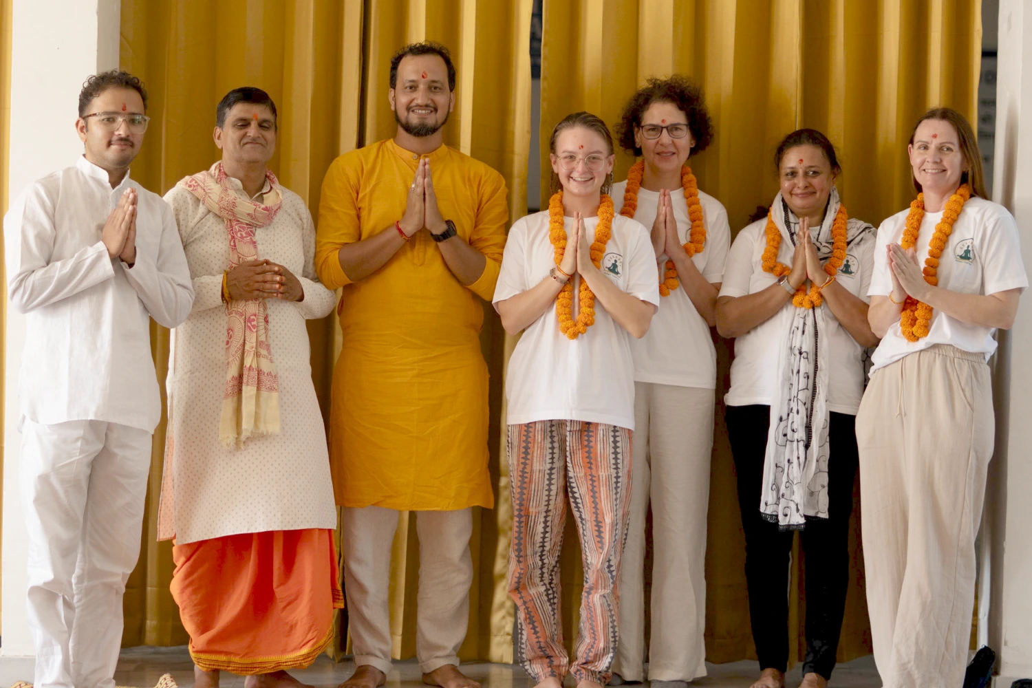 Certified Yoga Alliance 200 Hour Himalayan Hiking Yoga Teacher Training graduates