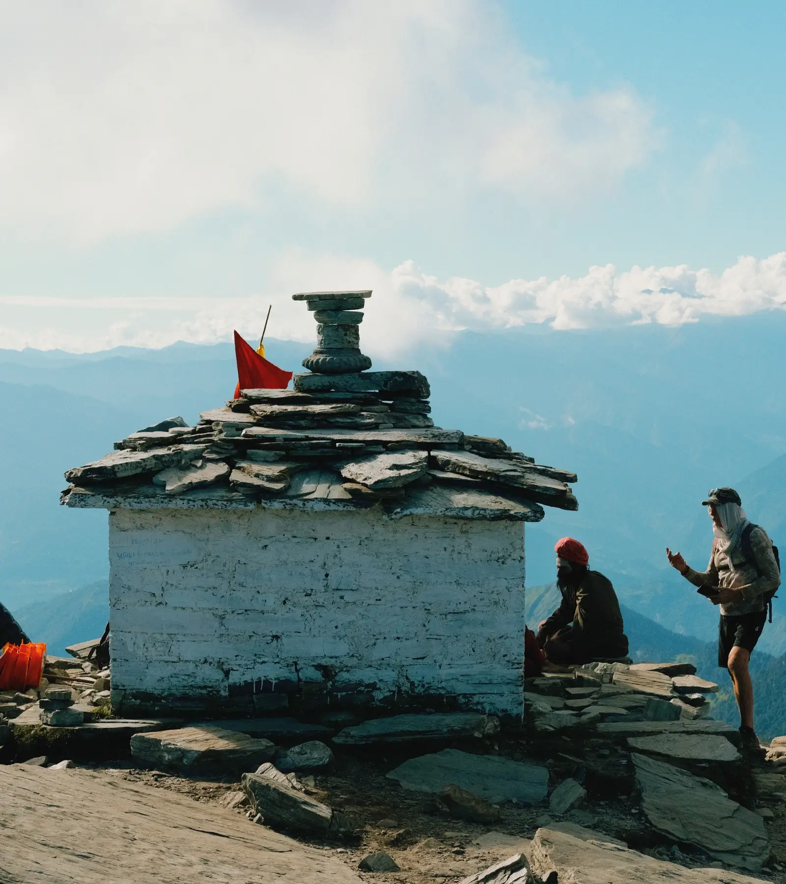 Panoramic view of Himalayan peaks from Chandrashila summit